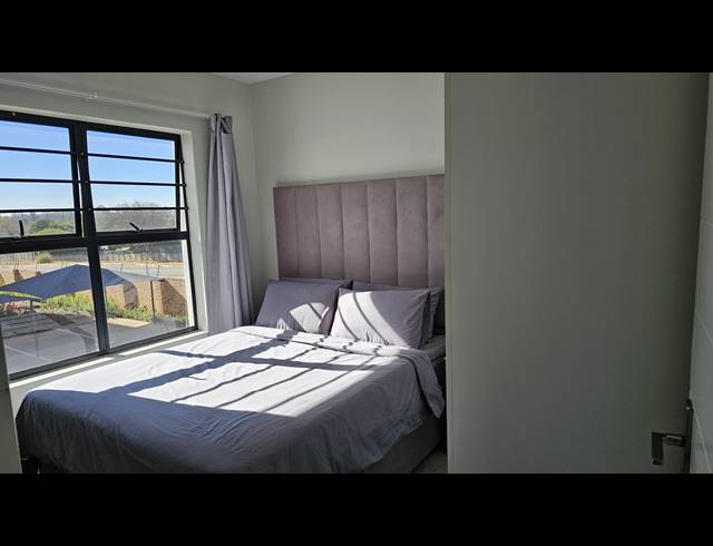 2 BEDROOM APARTMENT FOR SALE IN PARKHAVEN